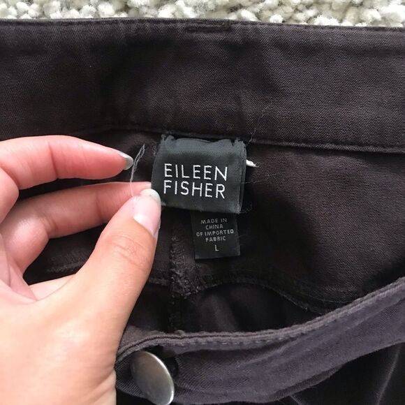 EILEEN FISHER CROPPED BROWN PANTS - Picture 2 of 3